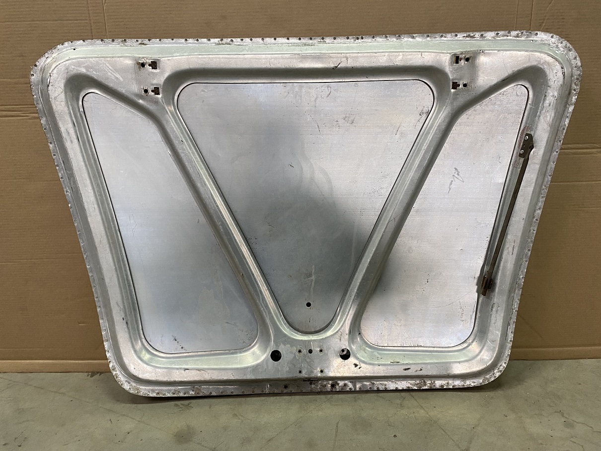 HECKDECKEL 190SL GEBRAUCHT IN GUTEM ZUSTAND