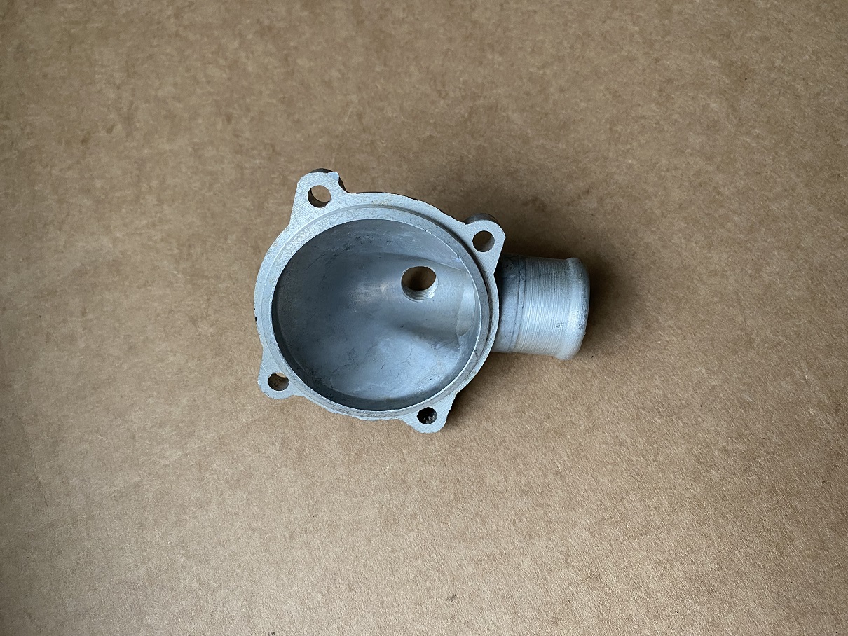 DECKEL FÜR THERMOSTATGEHÄUSE - VERSION MIT VERSCHLUSSSCHRAUBE