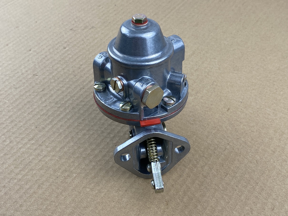 KRAFTSTOFFPUMPE MIT HANDHEBEL (MEMBRANEN-Ø = 80mm)