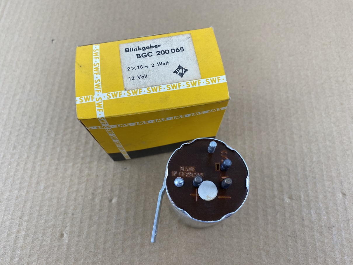 BLINKERRELAIS "SWF" (BGC 200 065) 2x 18W + 2W