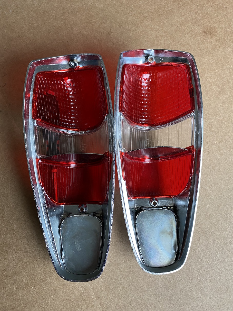 1 PAAR RÜCKLICHTDECKEL ORIGINAL "NOS" PONTON W120