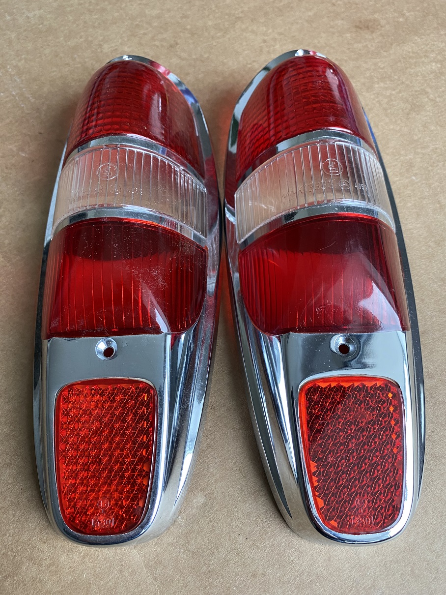 1 PAAR RÜCKLICHTDECKEL ORIGINAL "NOS" PONTON W120