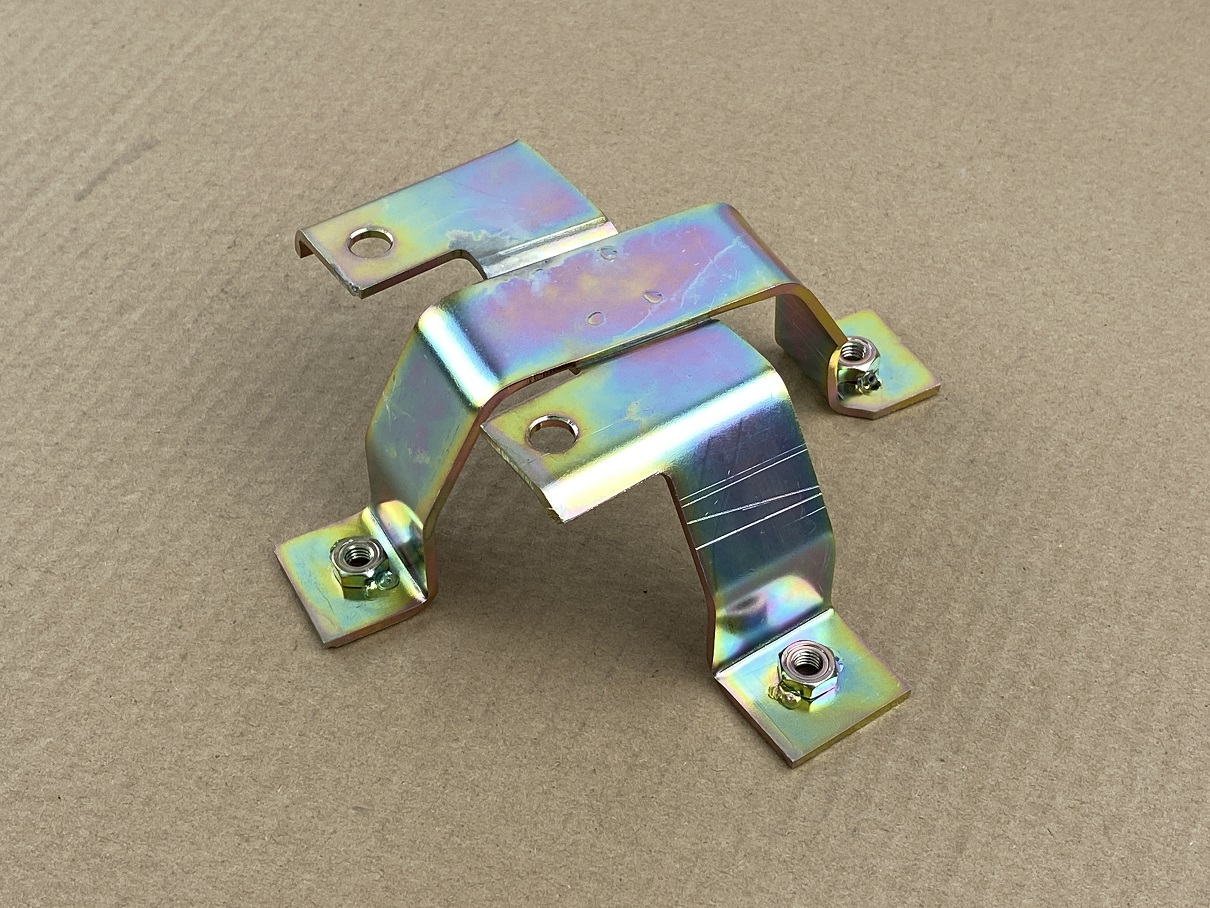 HALTER FÜR KRAFTSTOFFPUMPE