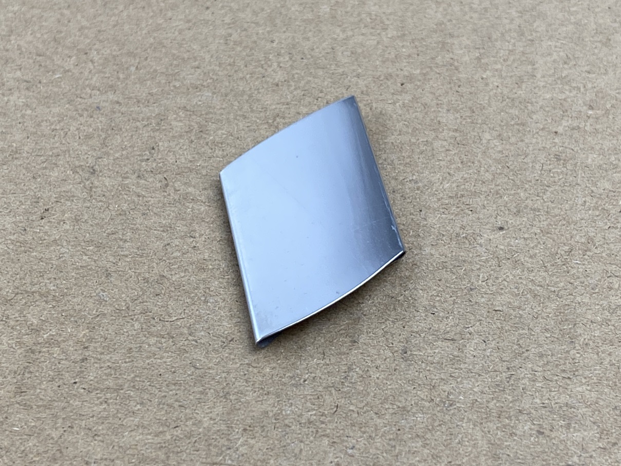 CHROM-ABDECKUNG LINKS FÜR ZIERRAHMEN (18mm BREIT)