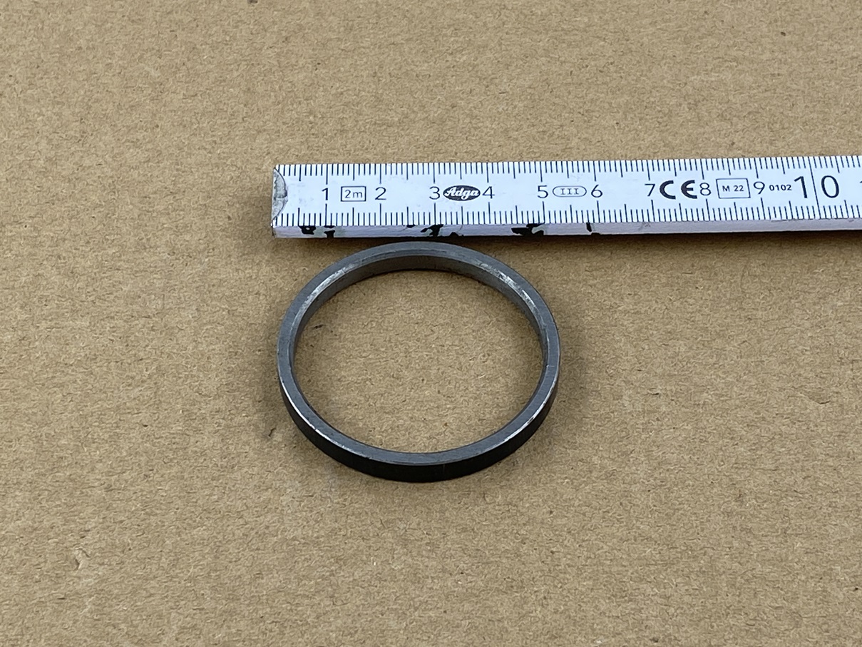 ABSTANDSCHEIBE 5,75mm STARK