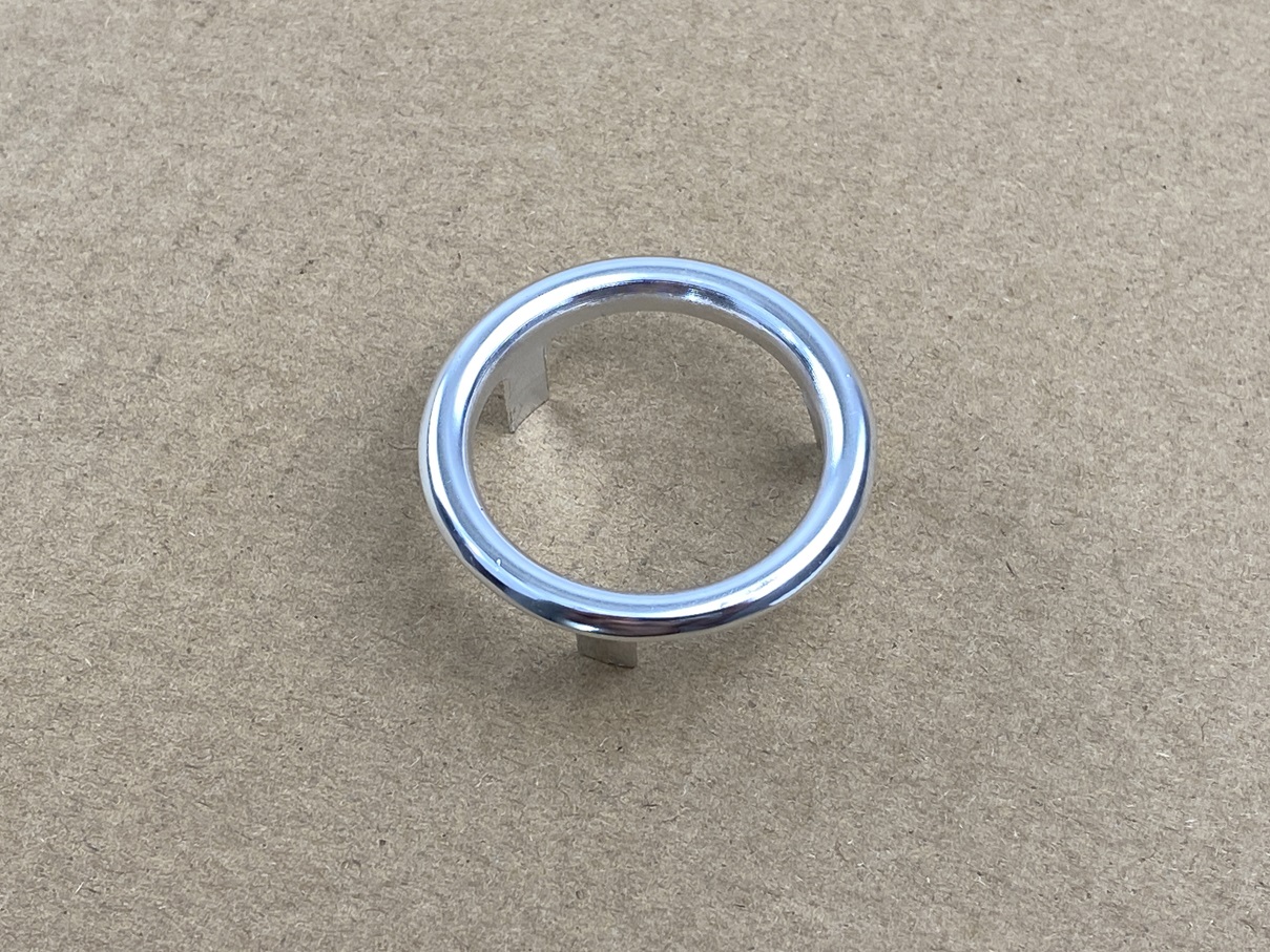 ROSETTE FÜR LENKUNGSSCHLOSSDURCHBRUCH
