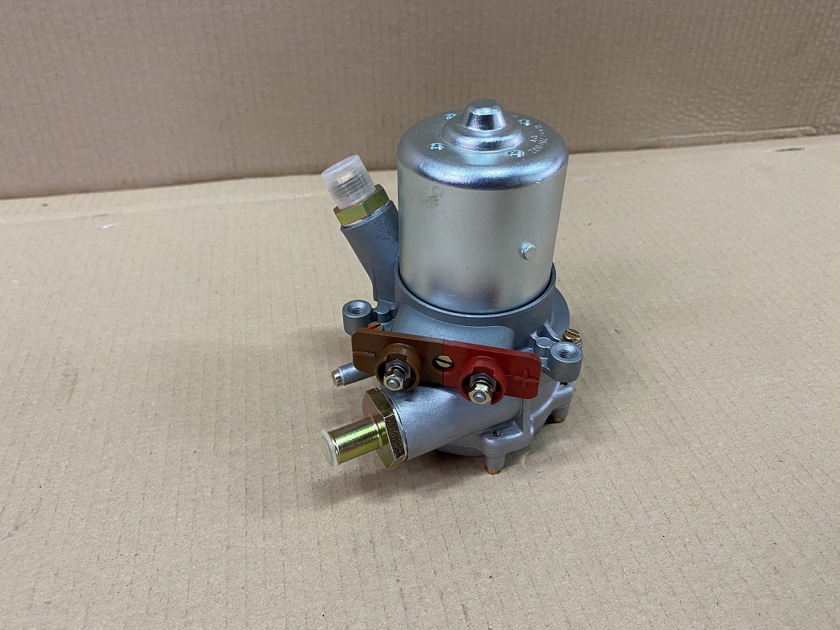 KRAFTSTOFFPUMPE (KLEINE BAUFORM) INSTANDGESETZT OHNE AT