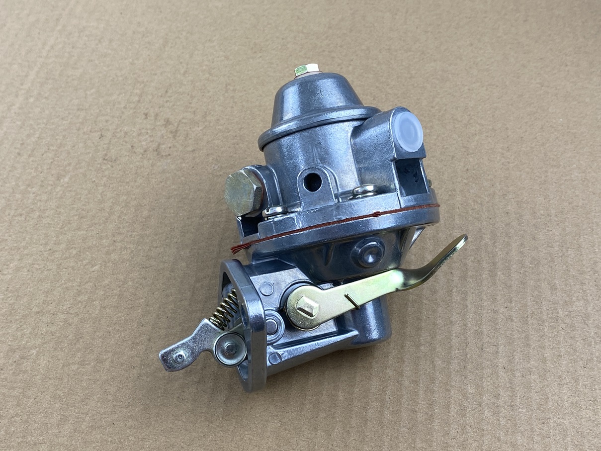 KRAFTSTOFFPUMPE MIT HANDHEBEL (MEMBRANEN-Ø = 80mm)