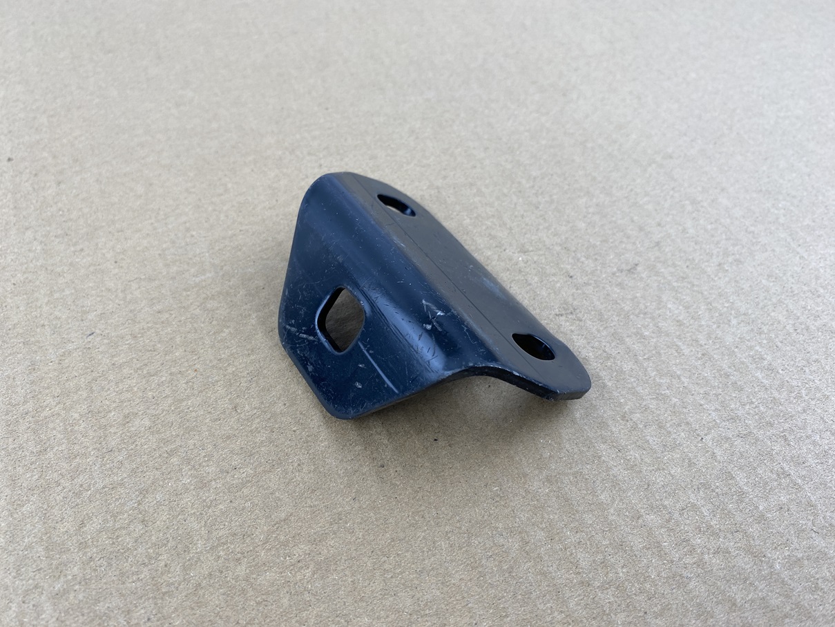 HALTEWINKEL FÜR STOSSSTANGE W108 W109