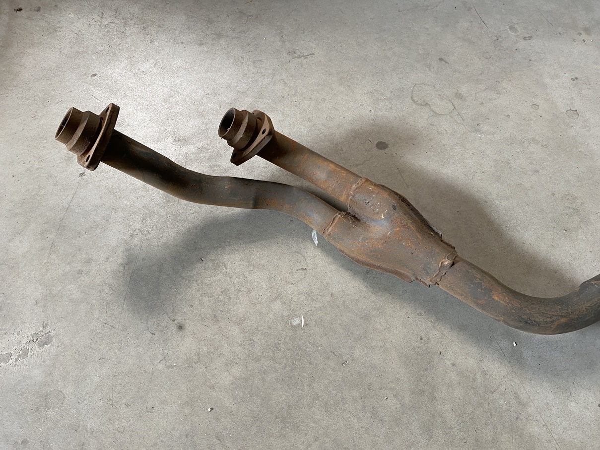 AUSPUFFROHR VORNE "NOS" 230 230S 250S