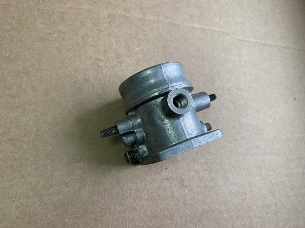 DROSSELKLAPPENSTUTZEN OM615 OM616 "NOS" OHNE HEBEL